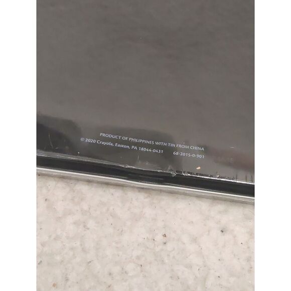 Crayola Signature ~Blend & Shade Colored Pencils ~24 Vibrant Colors ~Tin Case - Picture 3 of 3